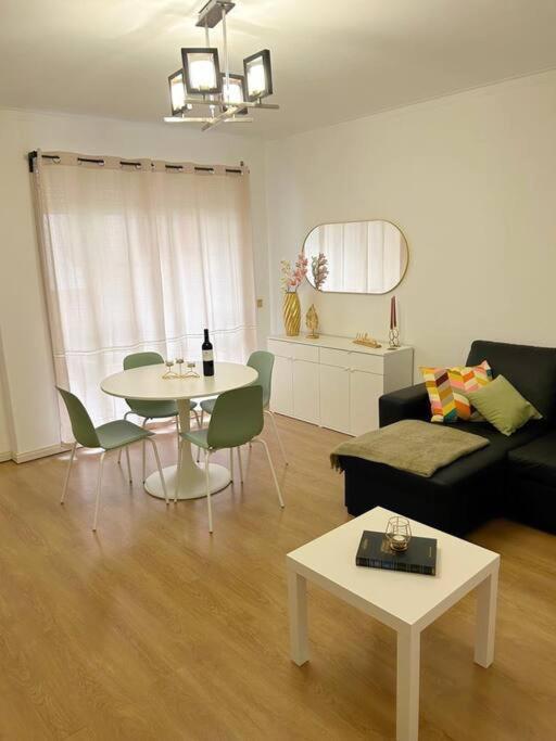 Oporto Music Flat - Very Central & Free Parking Exterior photo